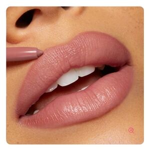 So Juicy Plumping Lip Liner